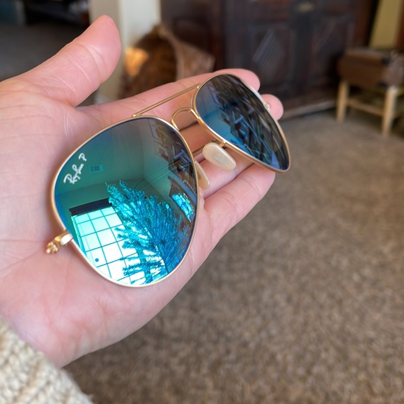 Rayban Polarized large aviators matte gold and blue flash - Picture 5 of 14